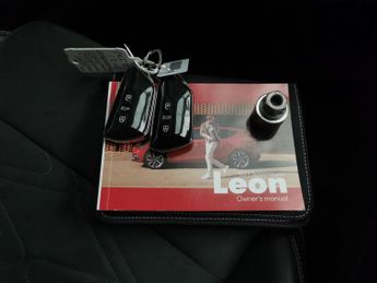 Seat Leon 1.4 eHybrid 12.8kWh XCELLENCE Plug-in DSG (204 ps) - AUTO PARK -