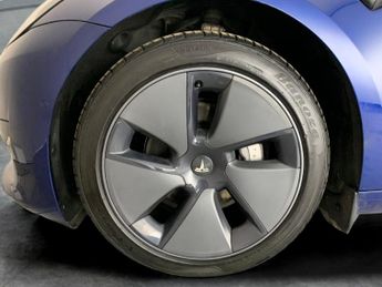 Tesla Model 3 Standard Range Plus RWD (241 bhp) - AUTO PARK - LED - REVERSE CA
