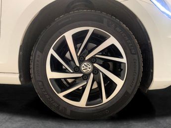 Volkswagen Golf 2.0 TDI Match Edition DSG (150 ps) - LED - WIFI - BLUETOOTH