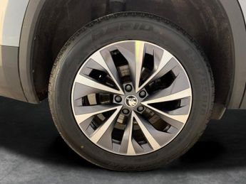 Skoda Kodiaq 2.0 TDI SE Drive DSG (7 Seat) (150 ps) - 7 SEATS - NAV - BLUETOO