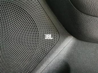 Kia Niro 64kWh 4+ (201 bhp) - LED - REVERSE CAM - NAV