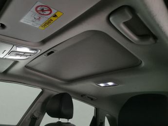 Kia Niro 64kWh 4+ (201 bhp) - LED - REVERSE CAM - NAV