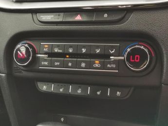 Kia Xceed 1.5 T-GDi 4 DCT (158 bhp) - LED - REVERSE CAM - NAV