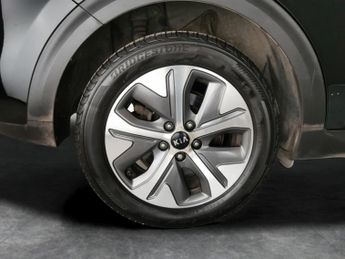 Kia Niro 64kWh 4+ (201 bhp) - LED - REVERSE CAM - NAV