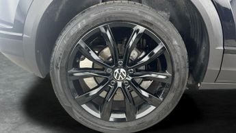 Volkswagen T-Roc 1.5 TSI EVO Black Edition DSG (150 ps) - CLIMATE CONTROL - PRIVA