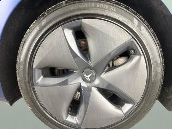 Tesla Model 3 Standard Range Plus RWD (241 bhp) - AUTO PARK - LED - REVERSE CA