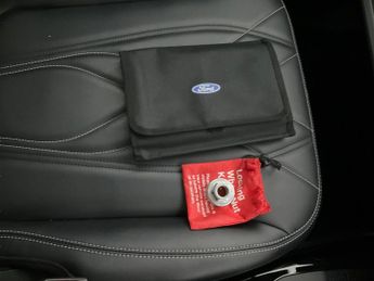 Ford Mustang Mach-e Standard Range 70kWh Automatic (269 ps) - REVERSE CAM - NAV