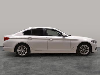 BMW 5 Series 2.0 520d SE (190 ps) - LEATHER - HEATED FRONT AND REAR SEATS - P
