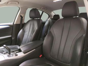 BMW 5 Series 2.0 520d SE (190 ps) - LEATHER - HEATED FRONT AND REAR SEATS - P