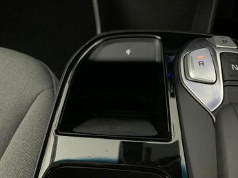 Hyundai Ioniq 38.3kWh Premium (136 ps) - REVERSE CAM - NAV - HEATED SEATS