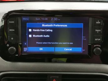 Hyundai i10 1.2 SE Connect (84 ps) - CLIMATE CONTROL - DAB - PARK SENSORS