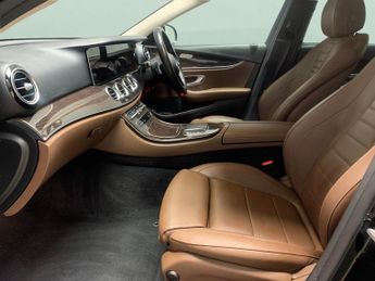 Mercedes-Benz E Class 2.0 E300de 13.5kWh AMG Line Edition Plug-in G-Tronic+ (306 ps) -