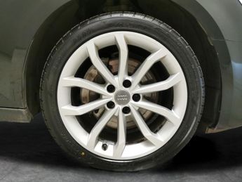 Audi A4 2.0 TDI 40 Sport S Tronic (190 ps) - BLUETOOTH - DRIVING MODES