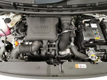 Hyundai i10 1.2 SE Connect (84 ps) - CLIMATE CONTROL - DAB - PARK SENSORS