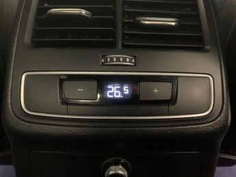 Audi A4 2.0 TDI 40 Black Edition S Tronic (190 ps) - HEATED SEATS - DAB 