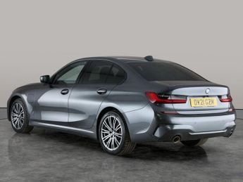 BMW 3 Series 2.0 330e 12kWh M Sport Plug-in xDrive (292 ps) - LEATHER - INTER