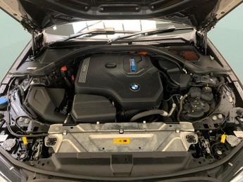 BMW 3 Series 2.0 330e 12kWh M Sport Plug-in xDrive (292 ps) - LEATHER - INTER