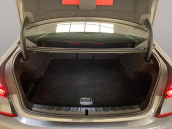 BMW 3 Series 2.0 330e 12kWh M Sport Plug-in xDrive (292 ps) - SUN PROTECTION 