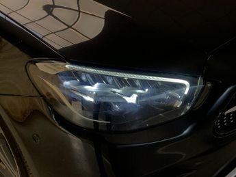 Mercedes-Benz E Class 2.0 E300de 13.5kWh AMG Line Edition Plug-in G-Tronic+ (306 ps) -