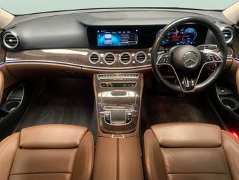 Mercedes-Benz E Class 2.0 E300de 13.5kWh AMG Line Edition Plug-in G-Tronic+ (306 ps) -