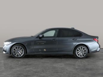 BMW 3 Series 2.0 330e 12kWh M Sport Plug-in xDrive (292 ps) - LEATHER - INTER