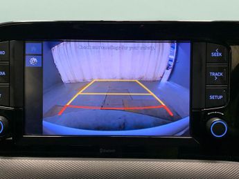 Hyundai i10 1.2 SE Connect (84 ps) - CLIMATE CONTROL - DAB - PARK SENSORS