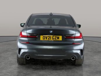 BMW 3 Series 2.0 330e 12kWh M Sport Plug-in xDrive (292 ps) - LEATHER - INTER