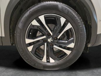 Peugeot E-2008 50kWh GT (136 ps) - BLIND SPOT ASSIST - BLUETOOTH - SPEED LIMIT 