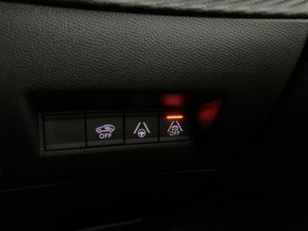 Peugeot E-208 50kWh GT Premium (7kW Charger) (136 ps) - LED - REVERSE CAM - AL