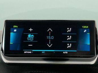 Peugeot E-208 50kWh GT Premium (7kW Charger) (136 ps) - LED - REVERSE CAM - AL