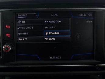 Seat Leon 2.0 TDI FR Black Edition DSG (150 ps) - HEATED SEATS - DAB - BLU