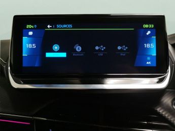 Peugeot E-208 50kWh GT Premium (136 ps) - AUTO PARK - LED - REVERSE CAM