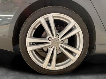Audi A3 1.6 TDI 30 S line Sportback S Tronic (116 ps) - DAB - BLUETOOTH 