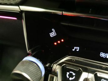 Peugeot E-208 50kWh GT Premium (136 ps) - AUTO PARK - LED - REVERSE CAM