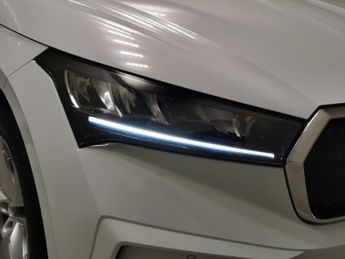 Skoda Enyaq 62kWh 60 Nav Lounge (179 ps) - SMARTLINK - REVERSE CAM - NAV