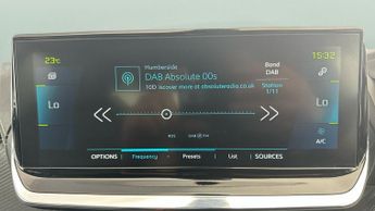 Peugeot E-208 50kWh GT Premium (136 ps) - REVERSE CAM - ALCANTARA - NAV