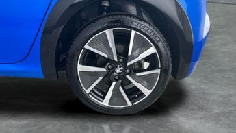 Peugeot E-208 50kWh GT Premium (136 ps) - REVERSE CAM - ALCANTARA - NAV