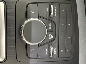 Audi Q5 2.0 TDI S line S Tronic quattro (190 ps) - PRIVACY GLASS - SPORT