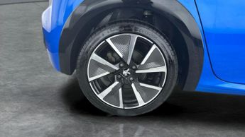 Peugeot E-208 50kWh GT Premium (136 ps) - REVERSE CAM - ALCANTARA - NAV