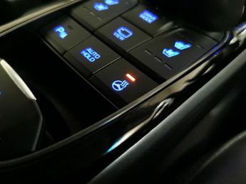 Hyundai Ioniq 38.3kWh Premium SE (136 ps) - KEYLESS ENTRY - HEAT AND COOL SEAT