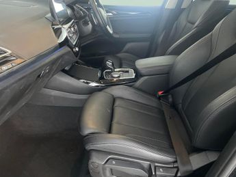 BMW X3 2.0 30e 12kWh xLine Plug-in xDrive (292 ps) - PERFORATED SENSATE