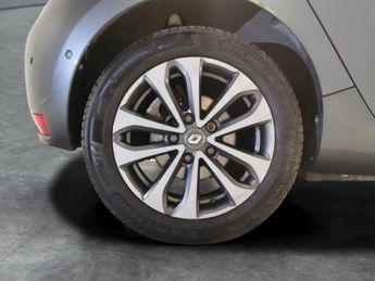 Renault Zoe R135 EV50 52kWh GT Line + (Rapid Charge) (134 bhp) - LANE DEPART