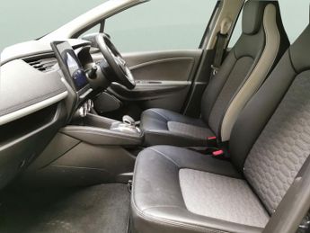 Renault Zoe R135 EV50 52kWh GT Line + (Rapid Charge) (134 bhp) - LANE DEPART