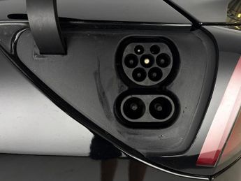 Tesla Model 3 Standard Range Plus RWD (241 bhp) - REVERSE CAM - NAV - HEATED L