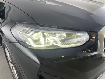 BMW X3 2.0 30e 12kWh xLine Plug-in xDrive (292 ps) - PERFORATED SENSATE