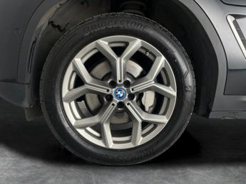 BMW X3 2.0 30e 12kWh xLine Plug-in xDrive (292 ps) - PERFORATED SENSATE