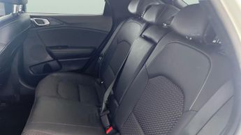 Kia Xceed 1.4 T-GDi 3 DCT (138 bhp) - BLUETOOTH - 18IN ALLOYS - AIR CON