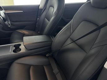 Tesla Model 3 Standard Range Plus RWD (241 bhp) - REVERSE CAM - NAV - HEATED L