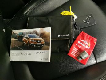 Renault Captur 1.3 TCe ENERGY GT Line EDC (150 ps) - HEATED LEATHER - BLIND SPO