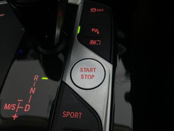 BMW X3 2.0 30e 12kWh xLine Plug-in xDrive (292 ps) - PERFORATED SENSATE